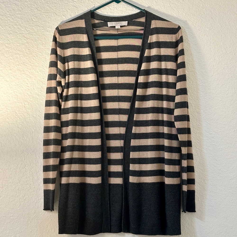 Loft cardigan sweater small